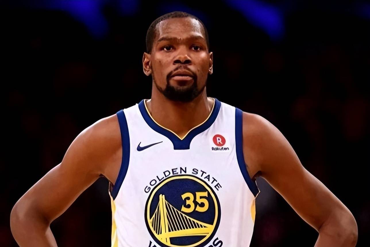 AYX SPORTS-杜兰特连续十二场比赛得分超过战术调整，勇士挑战极限！