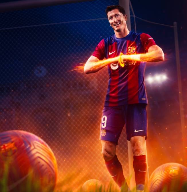 AYX SPORTS-莱万多夫斯基新星领先优势明显表现突出，FPX前途光明！